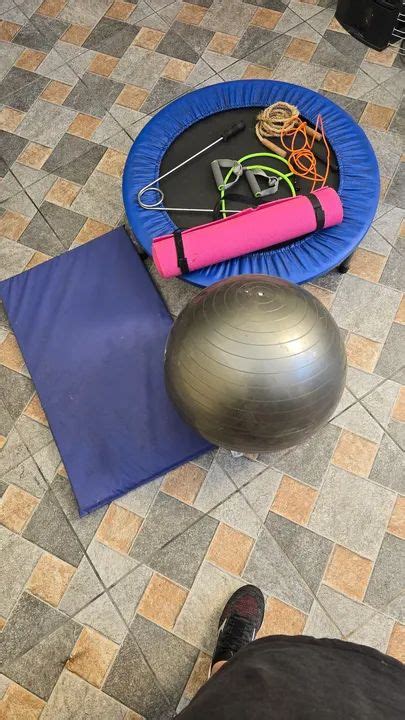 Kit Academia Completo Trampolim Colchonete Bola E Acess Rios