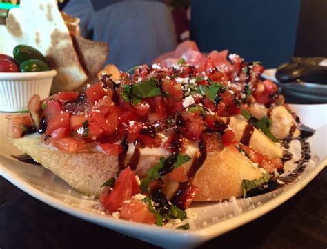 Rizzuto S Adds Free Happy Hour Food Recommits To West Hartford S Blue Back Square We Ha