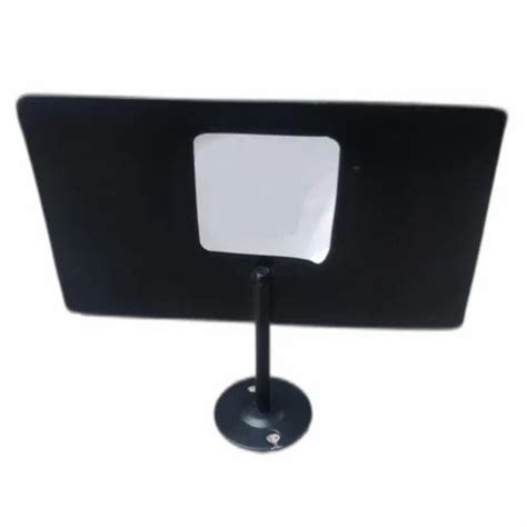 Metal Wall Mounted Shoe Display Stand, For Footwear Showroom at Rs 70 ...