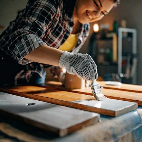 ¿cómo Pintar Madera De Pino Bricopico