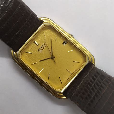 Introducir 64+ imagen seiko gold square watch - Abzlocal.mx