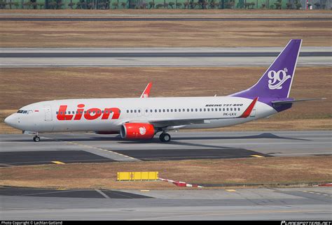 PK LKV Lion Air Boeing 737 8GP WL Photo By Lachlan Gatland ID 440133