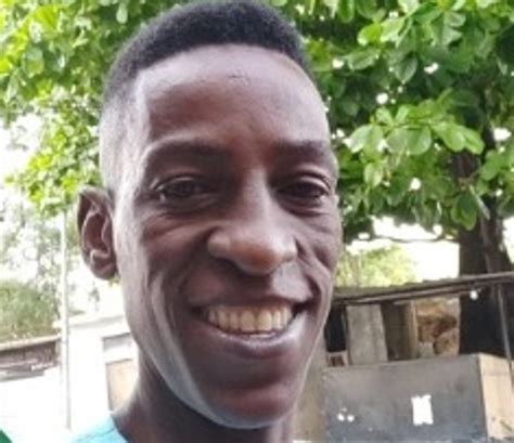 Mangueira Homenageia Ritmista Morto Atropelado Por Nibus Na Zona Norte