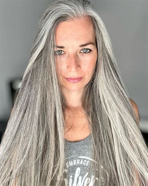 Alex Silver Grey Hair👩🏻‍🦳 On Instagram 🌪🌪🌪 5yearsdyefree