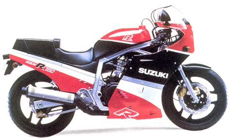 Suzuki Gsx R 750 1985 87 Prezzo E Scheda Tecnica Motoit