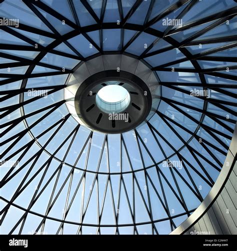 Gherkin interior london hi-res stock photography and images - Alamy