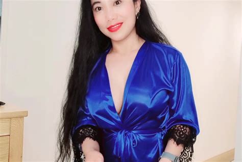 Sexy Dress Lingerie Try On Nudity Sexually And Explicit Video On YouTube Youncensored