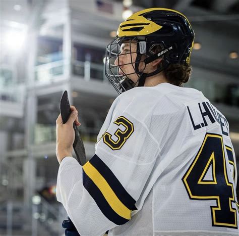 Pin By Tij On Hockey Hot Hockey Players Hot Hockey Boy Hockey Players