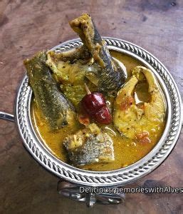Fish jeerem meerem (Shevto / Mullet) | Goan recipes, Curry chicken ...