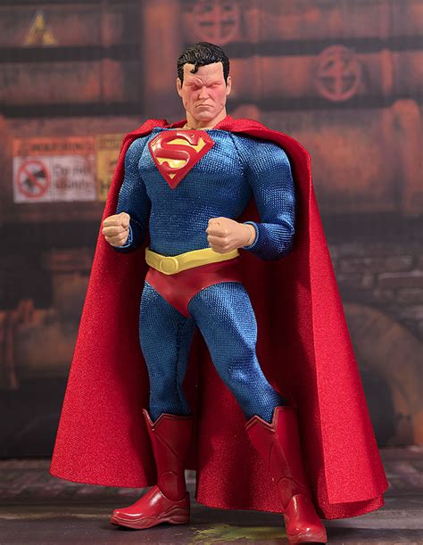 Review And Photos Of Superman Classic One12 Collection Action Figure