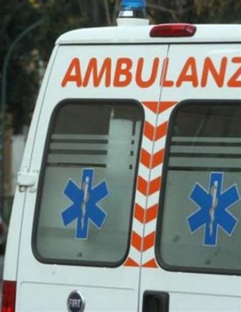 In Auto Contromano Provoca Tre Incidenti Poi La Scoperta Chi Cera