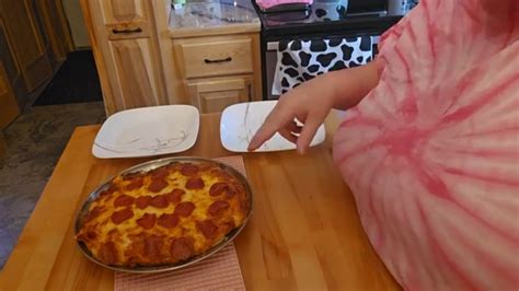 Escape The Ordinary With This Mouthwatering Homemade Pizza Recipe Youtube