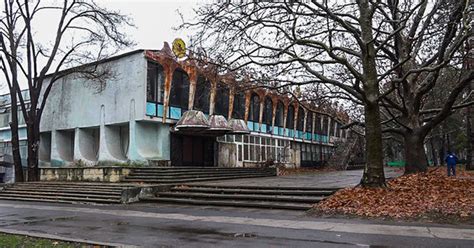 Prim Ria A Emis Autoriza Ia Cafeneaua Gugu La Un Pas De Demolare