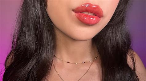 Asmr Besitos Super Close Up Lipgloss Y Mouth Sounds Youtube