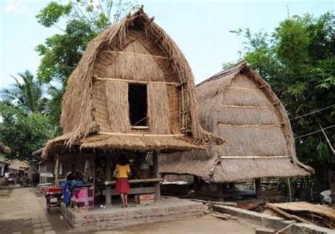 Mengenal Rumah Bale Lumbung Di Ntb