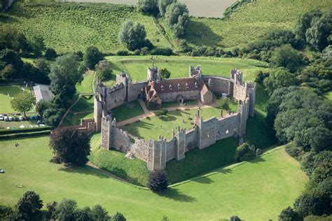 Framlingham Castle, England [975x650] : r/Castleporn