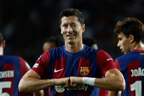 Barcelona Sevilla Gdzie Ogl Da O Kt Rej Mecz Lewandowskiego