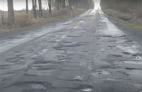 Czy To Najgorsza Droga W Polsce Dziura Na Dziurze Namasce