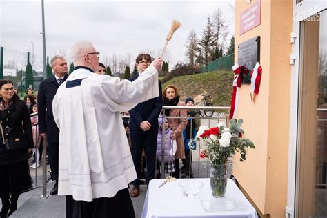 Uroczysto Nadania Imienia Marsza Ka J Pi Sudskiego Publicznej Szkole