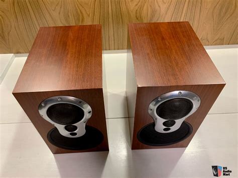 Linn Akurate 212 Speakers Photo 3062898 Canuck Audio Mart