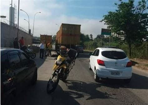 Acidente Deixa Motociclista Ferido No Parque Cecap Nesta Segunda Feira