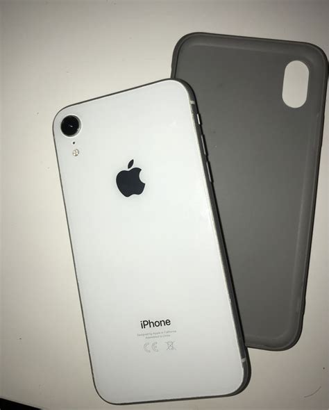 Iphone Xr Branco Agualva E Mira Sintra • Olx Portugal