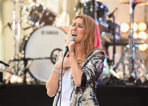 Celine Dion Performs ‘my Heart Will Go On At Billboard Music Awards