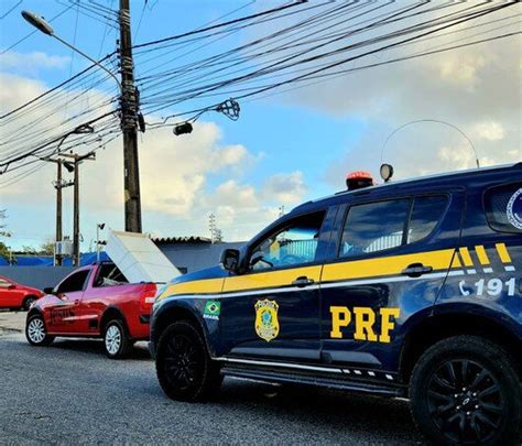 Homem Detido Por N O Pagamento De Pens O Aliment Cia Em Fortaleza