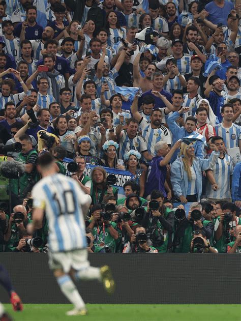 Iconic Football Anthems Sportskeeda Stories