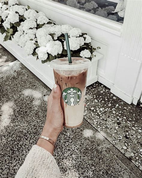 Pin By Ariel Bianca On CѳԲԲɛɛ ☕ Starbucks Drinks Aesthetic Coffee Starbucks Coffee