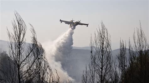 Grossbrand auf dem Peloponnes Dörfer sollen evakuiert werden