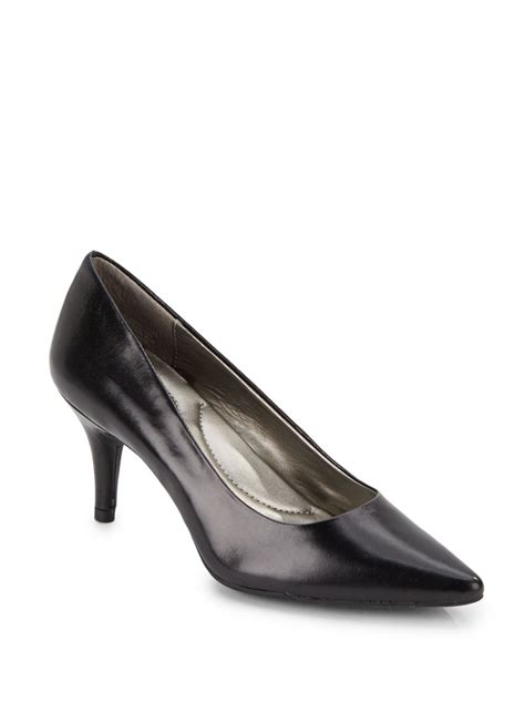 Lyst Bandolino Leather Kitten Heel Pumps In Black