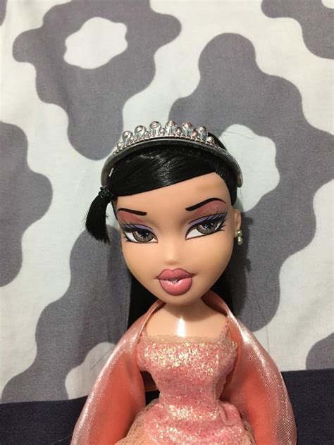 Bratz Formal Funk Jade Hobbies Toys Toys Games On Carousell