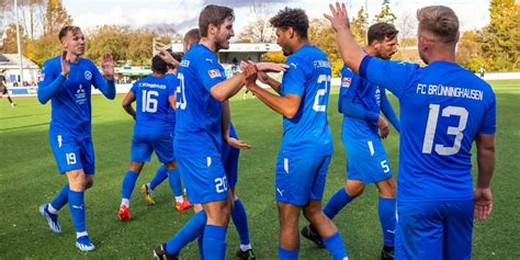 Oberliga Fc Br Nninghausen Verl Ngert Mit Drei Spielern