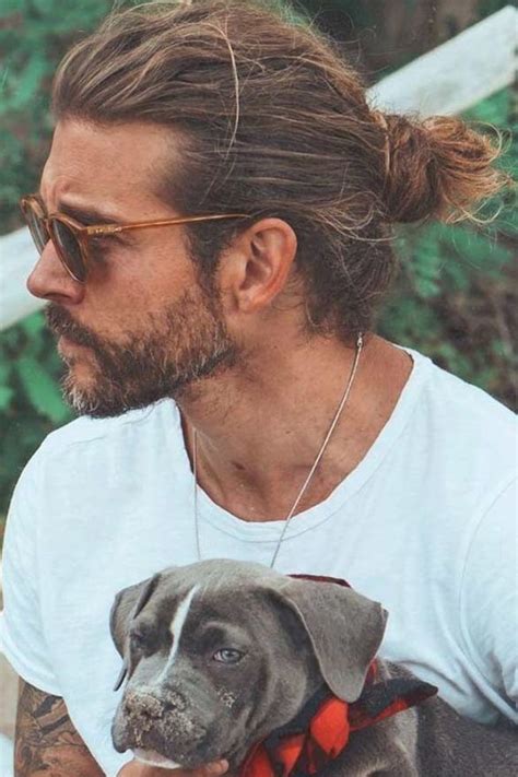 Darwin Nunez In Haircuts For Men Man Bun Hairstyles Long Hair