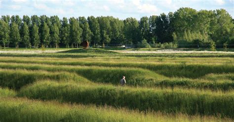 Land Art Park Buitenschot | Can a Landscape Design Cut Out Noise Pollution?