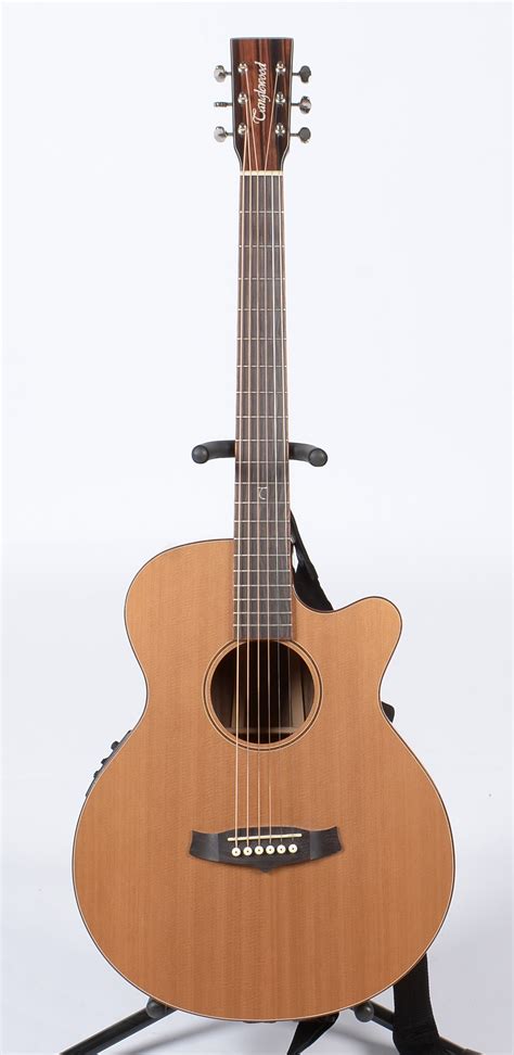 Lot 862 Tanglewood Java Twj Sfce Electro Acoustic