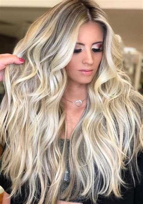 Explore The Most Perfect Trends Of Long Blonde Voluminous Hairstyles To