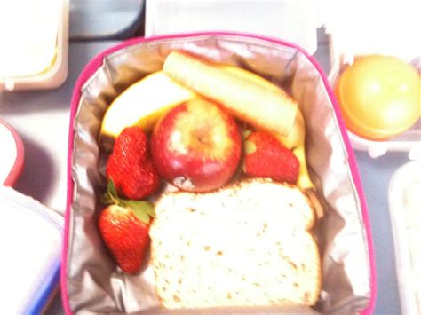 Room HES Nude Food Day