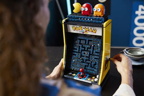 LEGO Unveils Pac-Man Arcade Set - Lowyat.NET