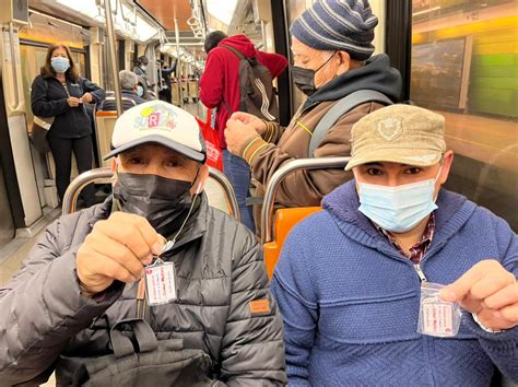 Metro De Santiago Nuevoviaje On Twitter Hoy Sorprendimos A Los