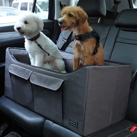 Best Dog Car Seat Reviews - Safety Ratings For Pet Booster Seats