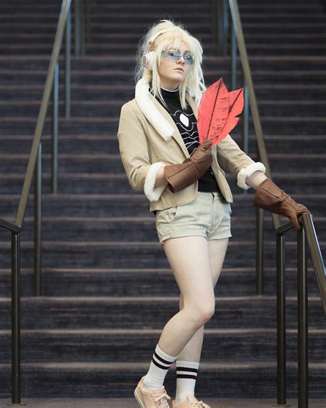 My Hero Academia: 10 Hawks Cosplay That Look Just Like The Anime