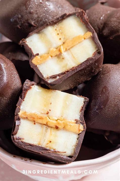 These Frozen Chocolate Covered Bananas Peanut Butter Bites Are Beyond