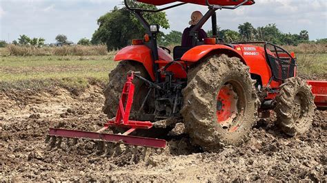 Tractor Kubota M Su Plow Field Mud Youtube