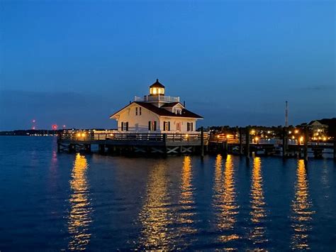 Historic Old Manteo Candlelight Walking Tour Tutto Quello Che Cè Da