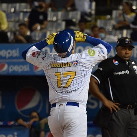 navegantes del magallanes en la cima