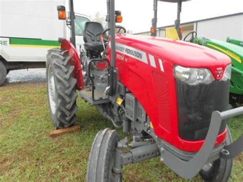 Massey Ferguson 2604h Tractor