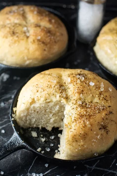 You Ll Love These Cast Iron Skillet Bread Recipes 4 Will Make You Drool