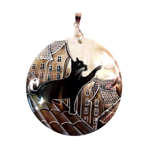 Mother-of-pearl Russian Hand-painted Necklace Pendant - Etsy